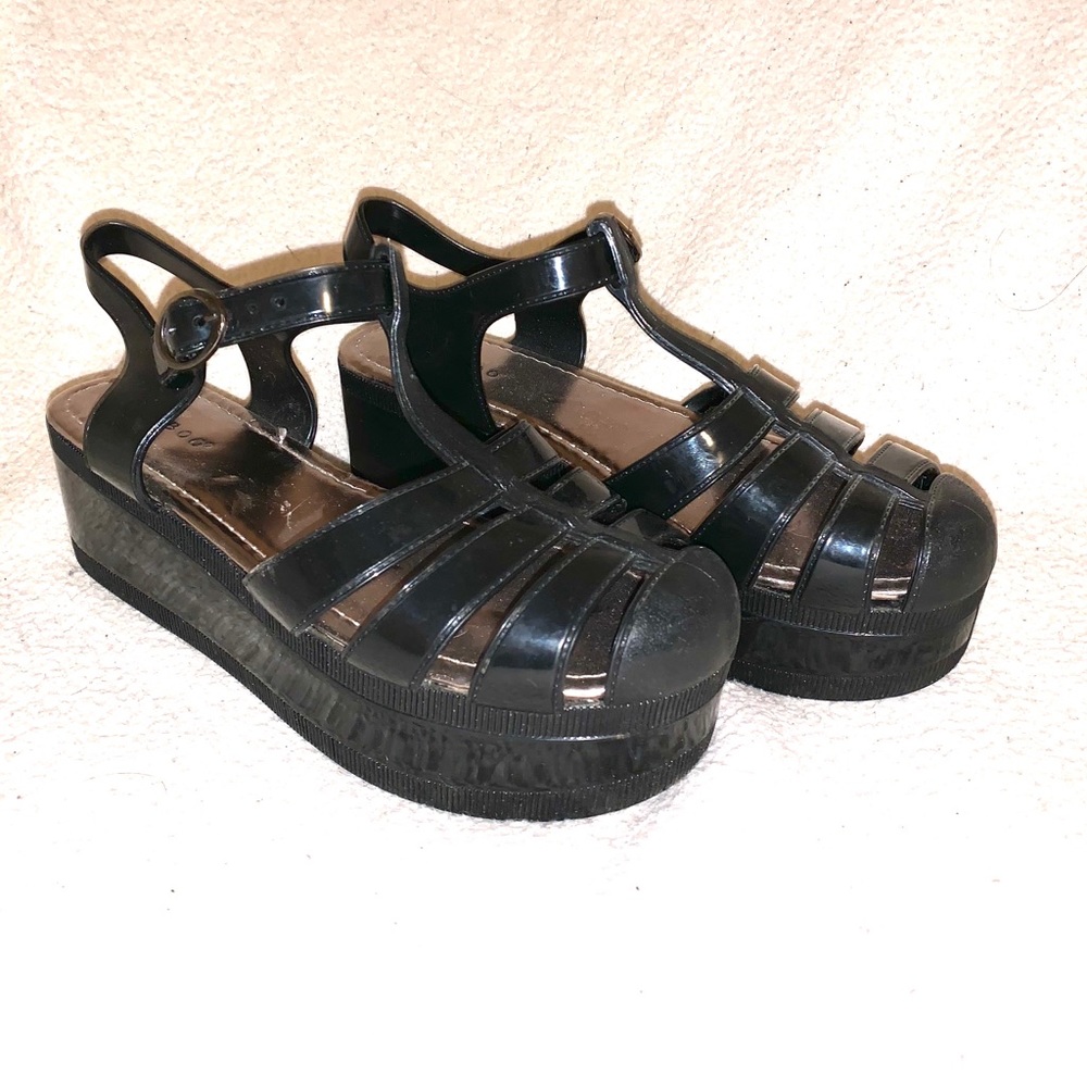 Black Platform Jelly Sandals